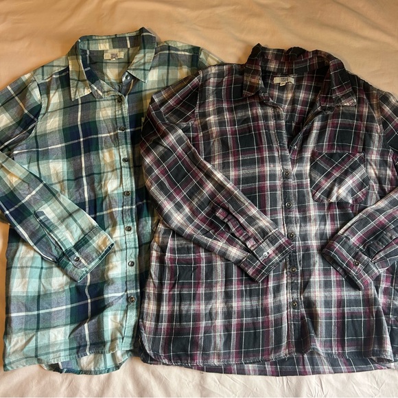True Craft Plaid Flannel Shirts – Size Medium - Picture 1 of 9